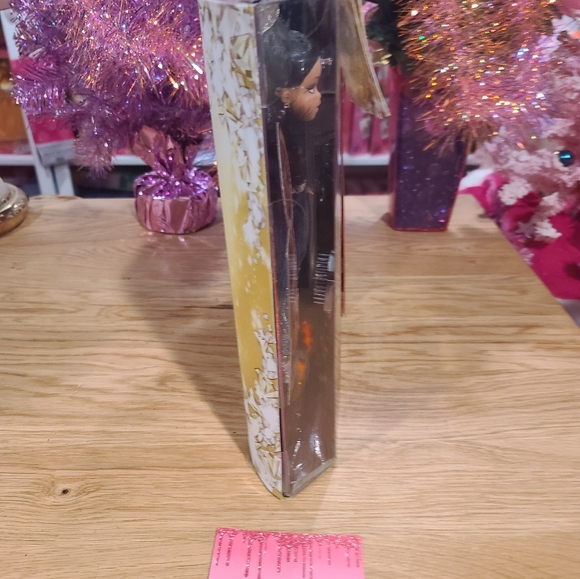 NEW! RARE BRATZ FOREVER DIAMONDZ JEWELRY DOLL! - Picture 7 of 9